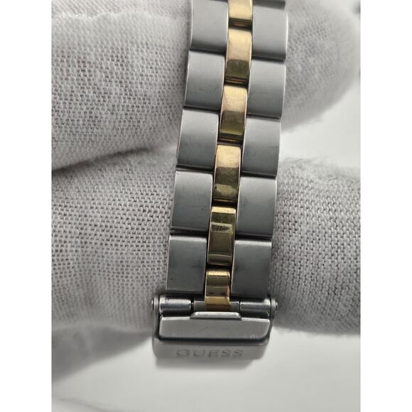 Rare Guess Quartz Watch Ladies Great Condition Glows Rotating Bezel New Battery main image 5